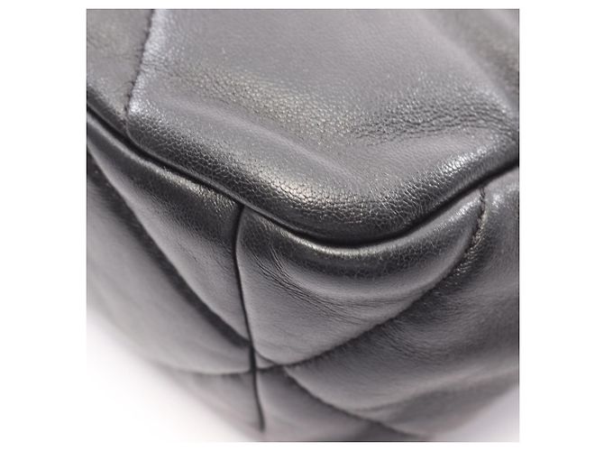 Borsa Chanel 19 Dixneuf Matelassé in agnello nero - vista 6
