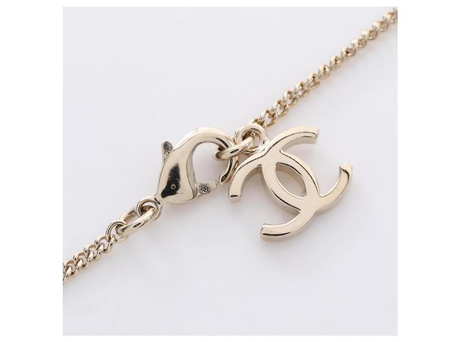Collana Chanel Year Gift 2025 Coco Mark Bambi Bianco D'oro Verde - vista 5