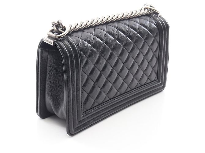 Borsa a tracolla Boy di Chanel in pelle di vitello martellata nera Nero - vista 2