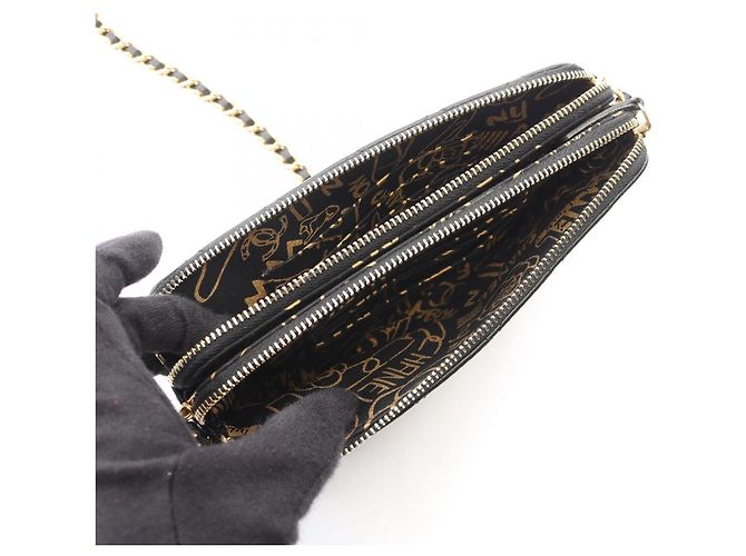 Chanel Matelassé Schultertasche aus schwarzem Lammleder - Ansicht 4