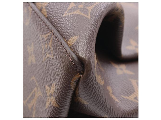 Borsa Louis Vuitton Rivoli PM Marrone - vista 9