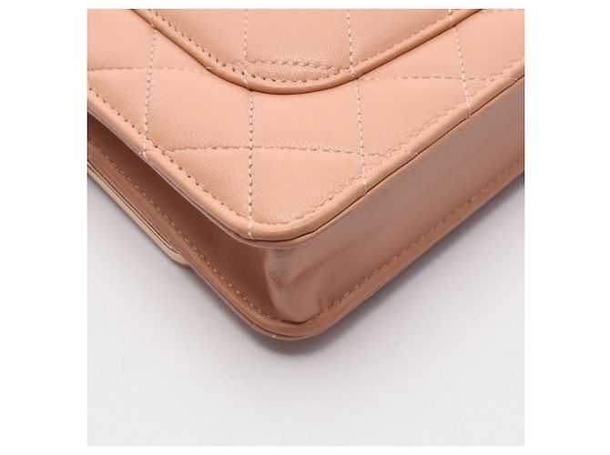 Sac à bandoulière Chanel Matelassé en agneau rose - vue 8