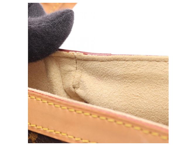 Borsa a Spalla Louis Vuitton Beverly MM Marrone Monogramma - vista 6