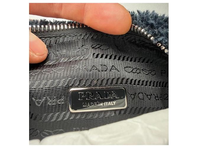 Prada Re-Edition 2000 Borsa in Spugna Nera Nero - vista 7