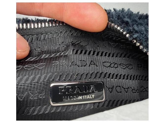 Prada Re-Edition 2000 Borsa in Spugna Nera Nero - vista 8