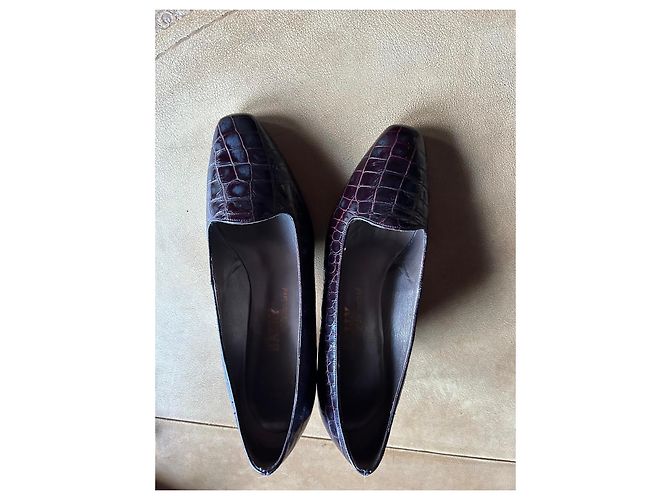 Bally Décolleté in pelle di coccodrillo bordeaux Prugna - vista 2