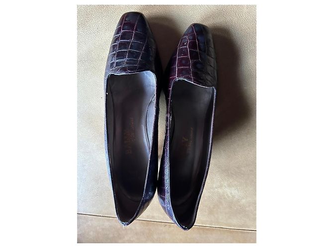 Bally Décolleté in pelle di coccodrillo bordeaux Prugna - vista 6