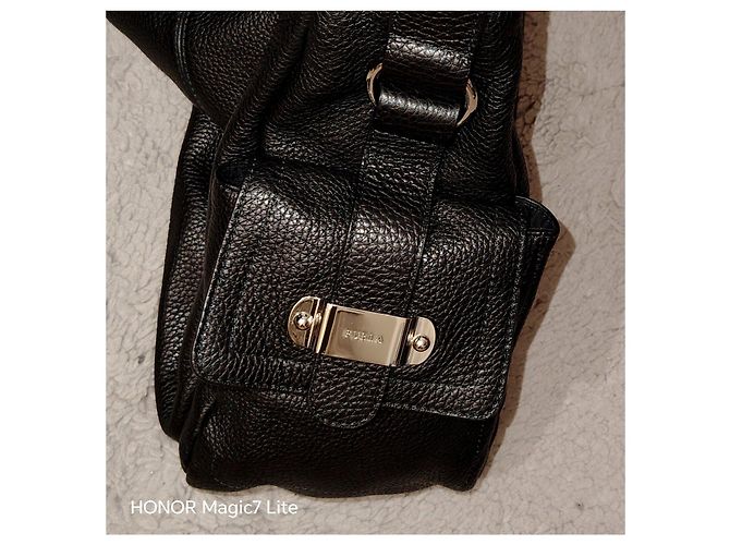 Furla Borsa Hobo in pelle martellata nera Nero - vista 9