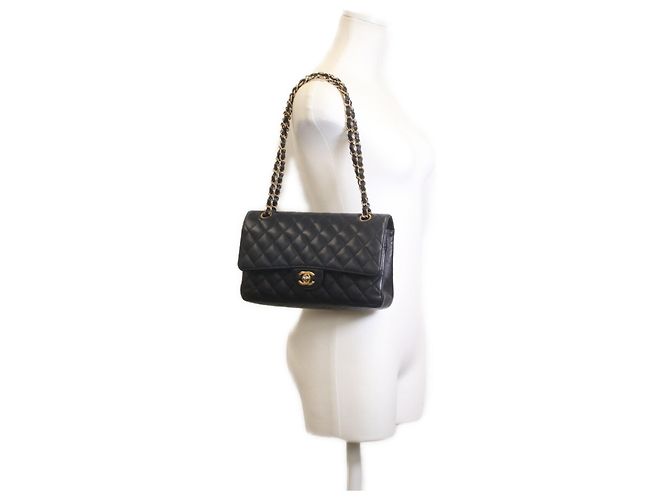 CHANEL Matelassé 25 Shoulder Bag Nero - vista 11