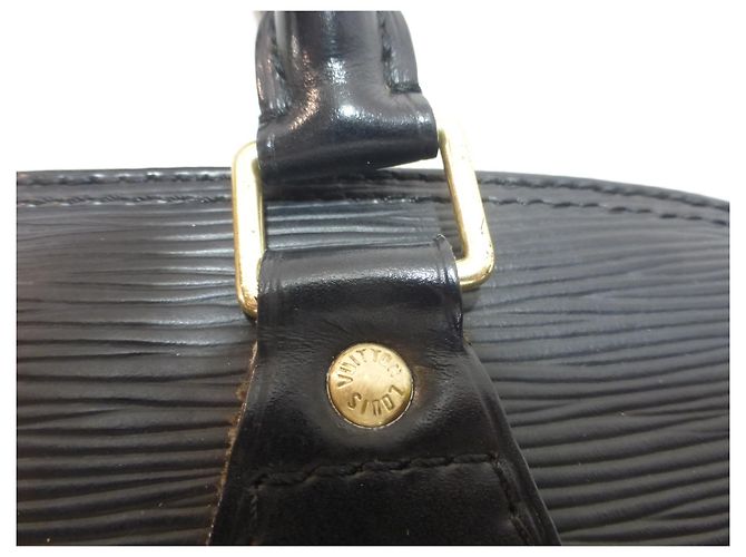 Sac à main Louis Vuitton Alma en cuir noir - AR0977 - vue 8