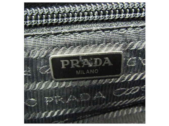 Pochette de cuero Prada VELA 1NE393 para mujer Negro - vista 15