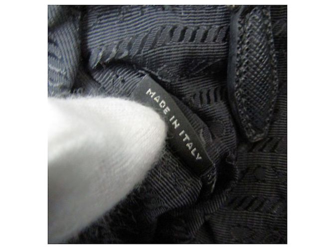 Pochette de cuero Prada VELA 1NE393 para mujer Negro - vista 16