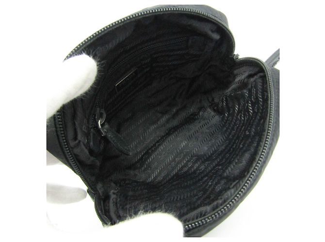 Pochette de cuero Prada VELA 1NE393 para mujer Negro - vista 4