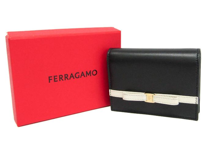 Salvatore Ferragamo Compact Wallet IY-22 1087 Black - view 2