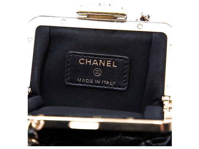 Clutch Kiss Lock in agnello invecchiato trapuntato nero Chanel con catena - vista 5