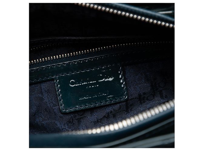 Lady Dior in vernice blu grande cannage Blu navy - vista 5