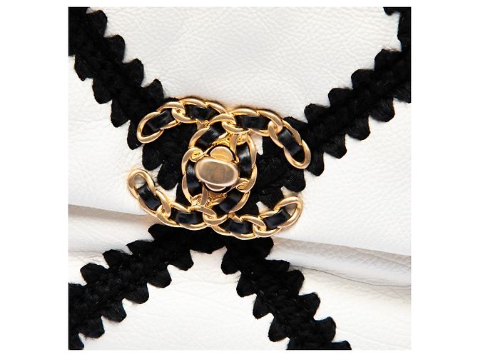 Chanel White Large Crochet Calfskin 19 Flap Bianco Crudo - vista 5