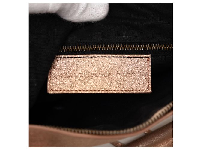 Borsa Balenciaga Pink Metallic Craquele Suede Motocross Classic First Satchel Rosa D'oro - vista 6