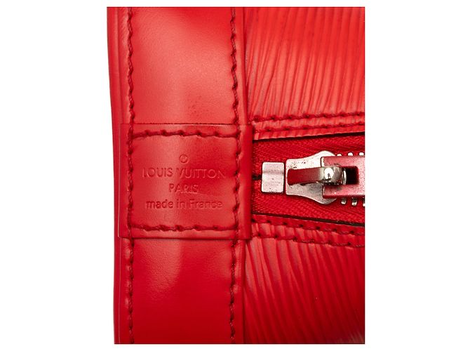 Louis Vuitton Alma BB in pelle Epi rossa Rosso - vista 5