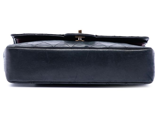 Chanel Black Medium Classic Lambskin Double Flap Negro - vista 3