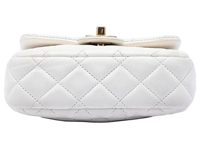 Chanel White Mini Square Classic Lambskin Enamel Coco Hearts Single Flap Bianco - vista 3