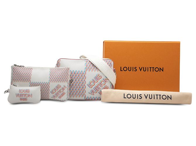 Borsa a tracolla Louis Vuitton Damier Spray Trio bianca Bianco - vista 7