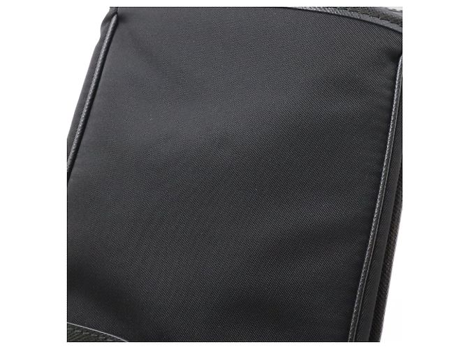 Prada Nylon Pouch in Nero Schwarz - Ansicht 9