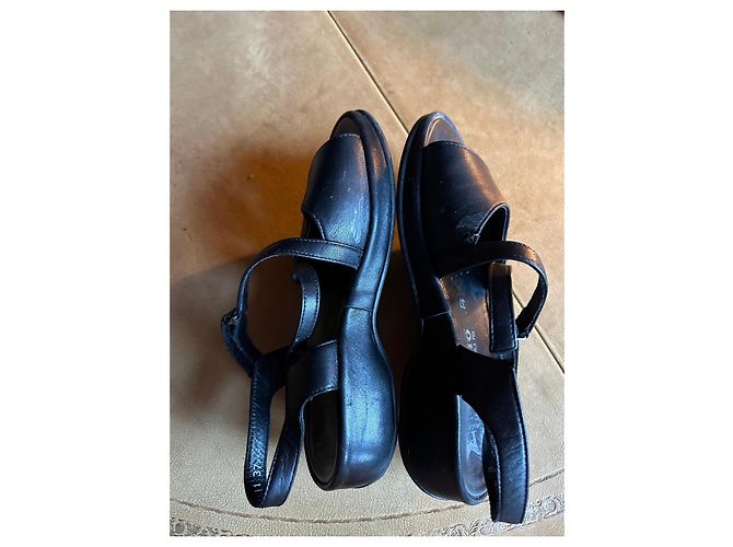 Autre Marque Sandali Mephisto in pelle nera Nero - vista 3
