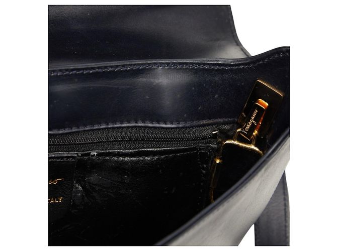 Borsa a tracolla in pelle nera con borchie Salvatore Ferragamo Nero - vista 10