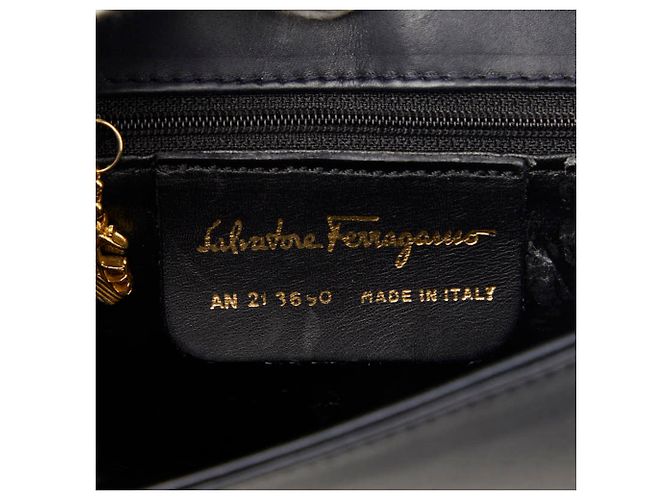Borsa a tracolla in pelle nera con borchie Salvatore Ferragamo Nero - vista 14