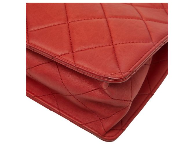 Borsa a tracolla Chanel 2.55 Coco Mark Matelassé Chain Rosso - vista 4