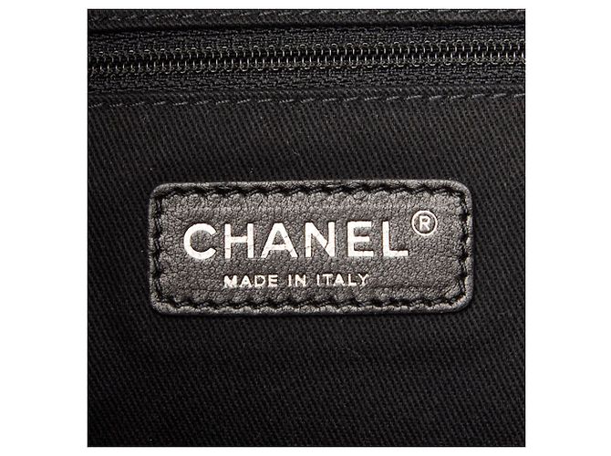 Borsa a tracolla Chanel 2.55 Coco Mark Matelassé Chain Rosso - vista 9