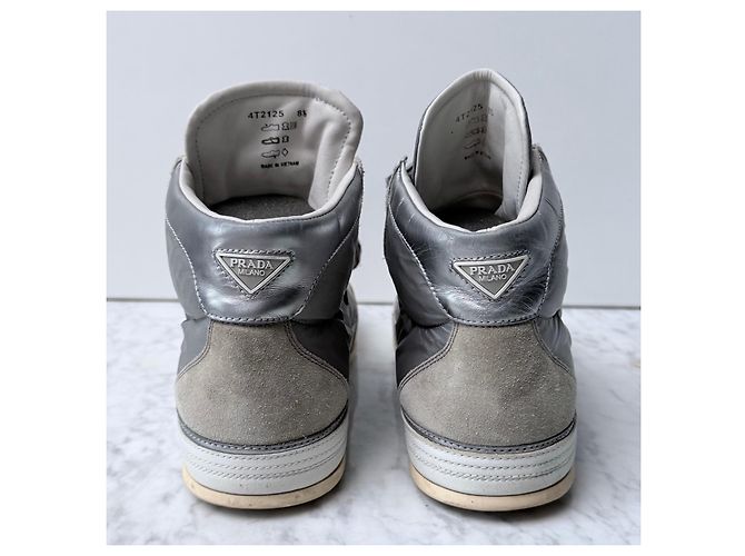 Prada Sneakers alte in pelle e nylon grigio Argento - vista 3