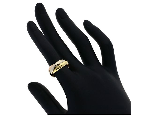 Anello Cartier Trinity in oro bianco oro giallo e oro rosa - vista 4