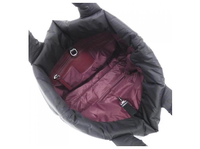 Chanel Coco Cocoon Handtasche Schwarz Bordeaux - Ansicht 9