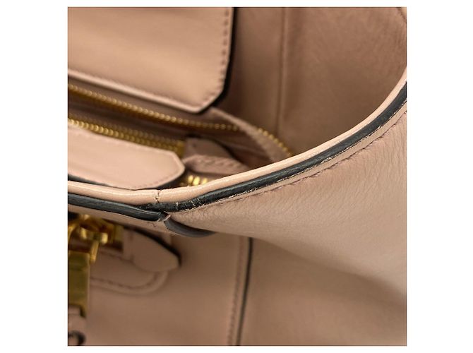 Sac cabas 2-en-1 en cuir Miu Miu - vue 13