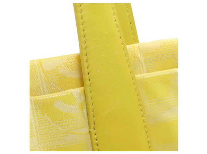 Borsa Tote Chanel New Travel Line MM Giallo - vista 13