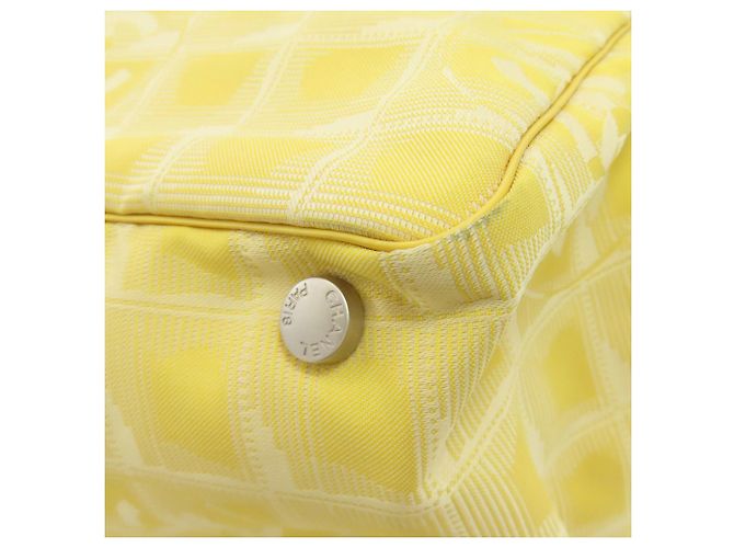 Borsa Tote Chanel New Travel Line MM Giallo - vista 19