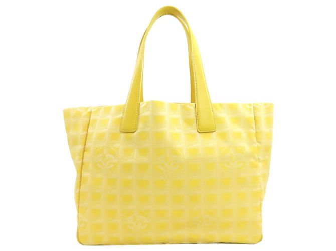 Borsa Tote Chanel New Travel Line MM Giallo - vista 2