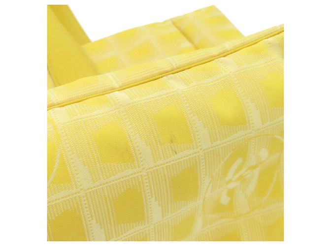 Borsa Tote Chanel New Travel Line MM Giallo - vista 8