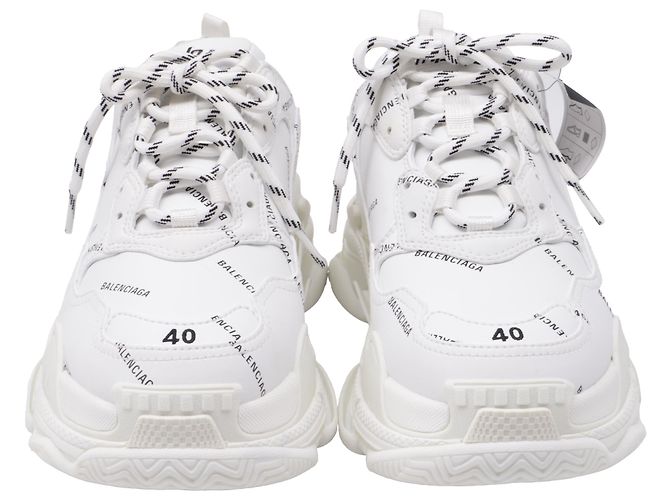 Baskets Balenciaga Triple S All Over Logo en polyuréthane blanc Écru - vue 2