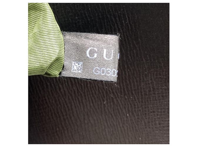 Borsa a tracolla Gucci Medium GG in pelle nera Nero - vista 11
