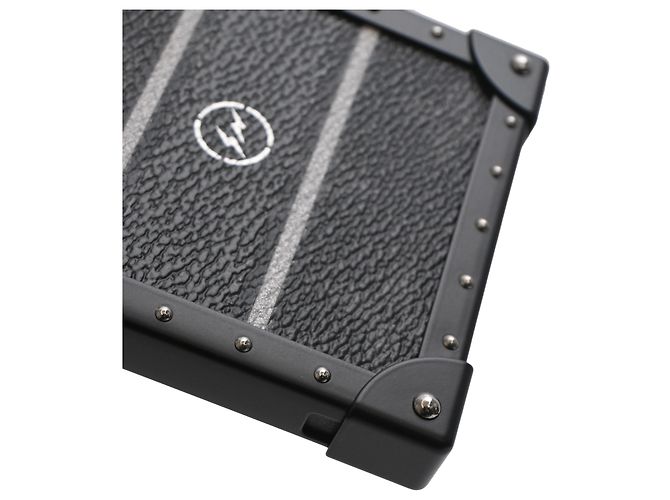 Twist Custodia Louis Vuitton x Fragment Monogram Eye Trunk per iPhone 7+ in Tela Cerata Nera Nero - vista 8