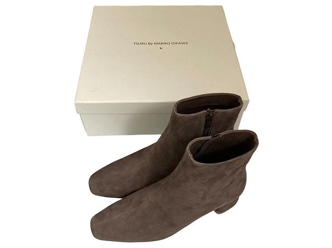 Autre Marque Lotta Wildleder-Short-Boots von TSURU by MARIKO OIKAWA - Ansicht 10