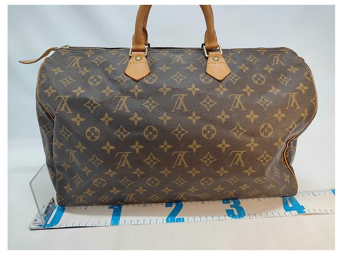 Louis Vuitton Speedy Bandouliere Bag Monogram Canvas 40 Brown - view 2