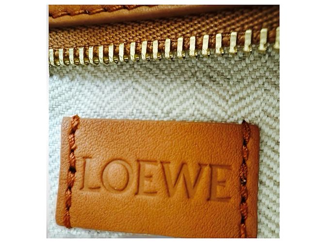 Loewe Slit Mini Borsa in Rafia e Pelle - Marrone - vista 14
