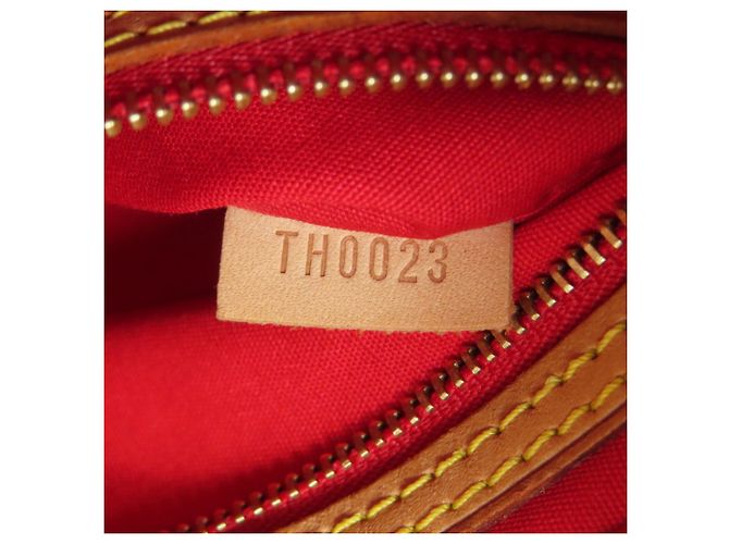 Borsa Louis Vuitton M91088 Lead PM Vernis Rosso - vista 7