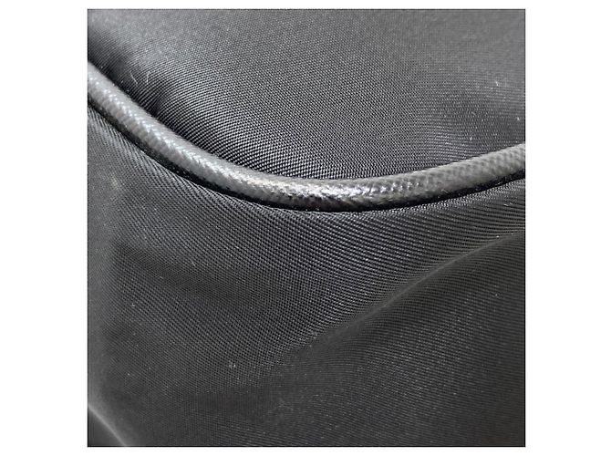 Borsa a tracolla in nylon nero Prada - vista 14