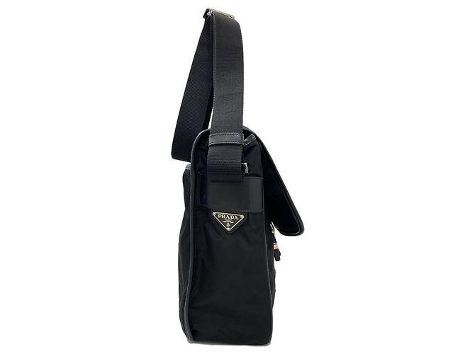 Borsa a tracolla in nylon nero Prada - vista 3