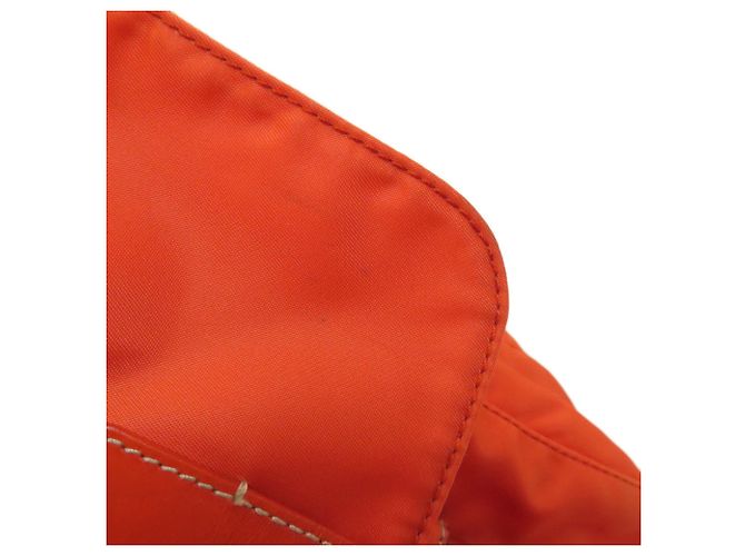 Borsa a tracolla Prada Logo in nylon arancione - vista 13